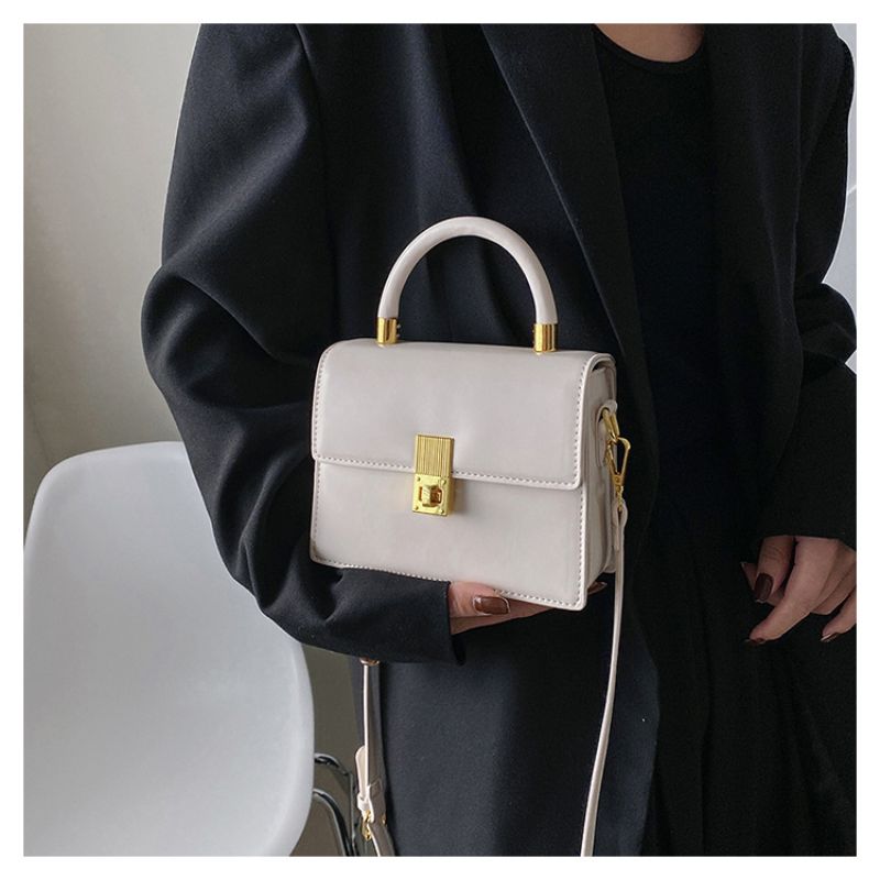 High-end texture retro bag for women