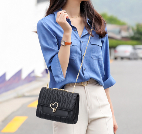 2026 Trendy Chain Bag for Women – Summer White Shoulder & Crossbody Bag, Fashionable Versatile Purse Black