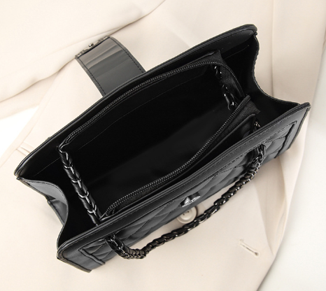 Elegant Medium White Diamond Quilted Bag Black