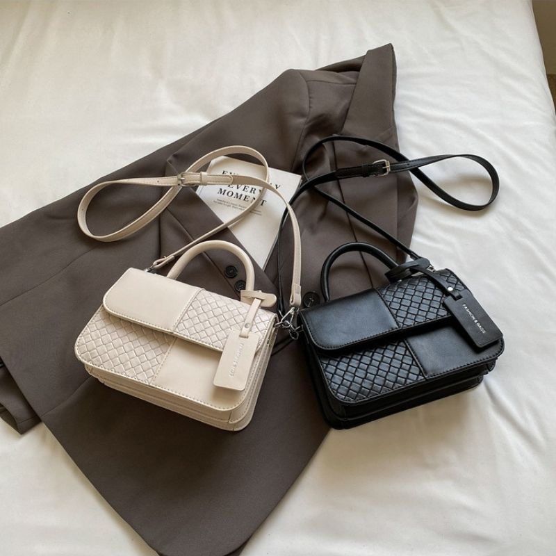 Hand-Held Simple Square Versatile Fashion Temperament Shoulder Bag