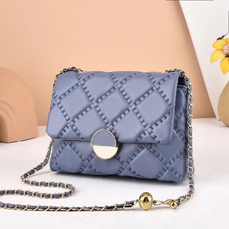 Diamond Pattern Leather Texture Small Square Bag