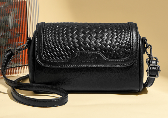 2027 Elegant Small Woven Crossbody Bag Black