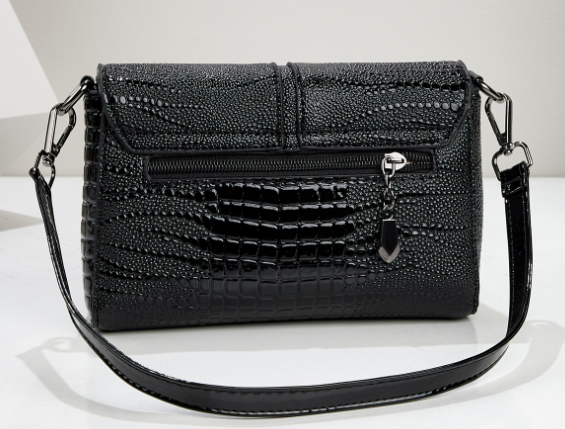 Daiziya Small Square Crossbody Bag Black