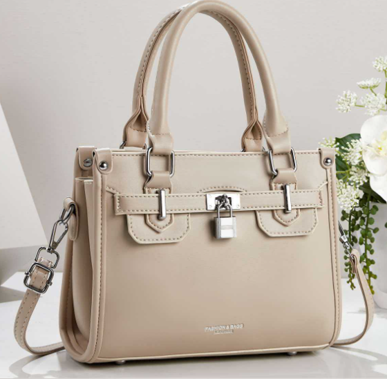 2026 Elegant Medium Handbag For Ladies Khaki