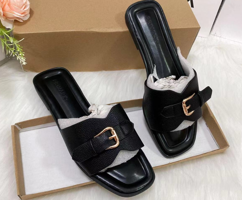 Premium Women’s Buckle Slide Sandals 2024 – Elegant Hardware Slippers, European & American Fashion