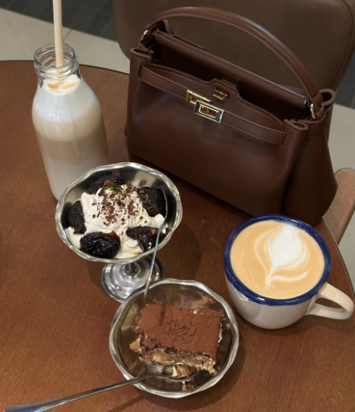 JW PEI Carmen Simple Retro High-End Shoulder Crossbody Bag for Women Brown