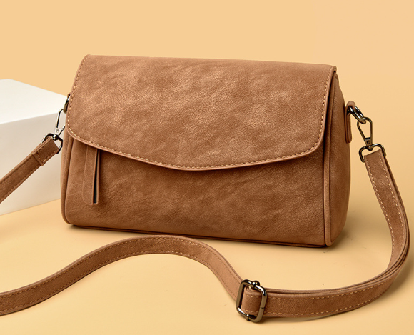 Elegant Medium Messenger Bag Brown