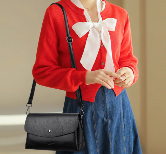2026 Elegant Small Crossbody Bag Black