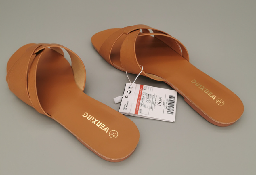 2026 Women’s Plus Size Flat Sandals – Hollow Slide Slippers, European & American Summer Outdoor Shoes
