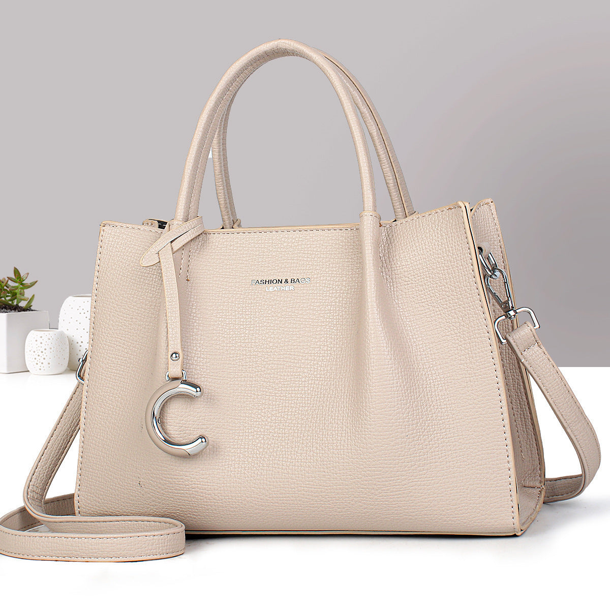 2025 Soft Leather Women's Shoulder Bag – Large Capacity Casual Handbag, Versatile Commuter Tote for Daily Use